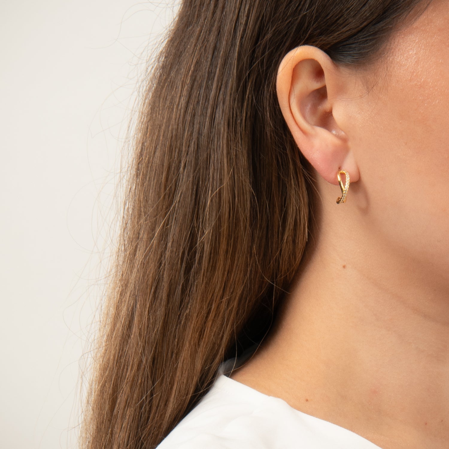 DETAIL233843