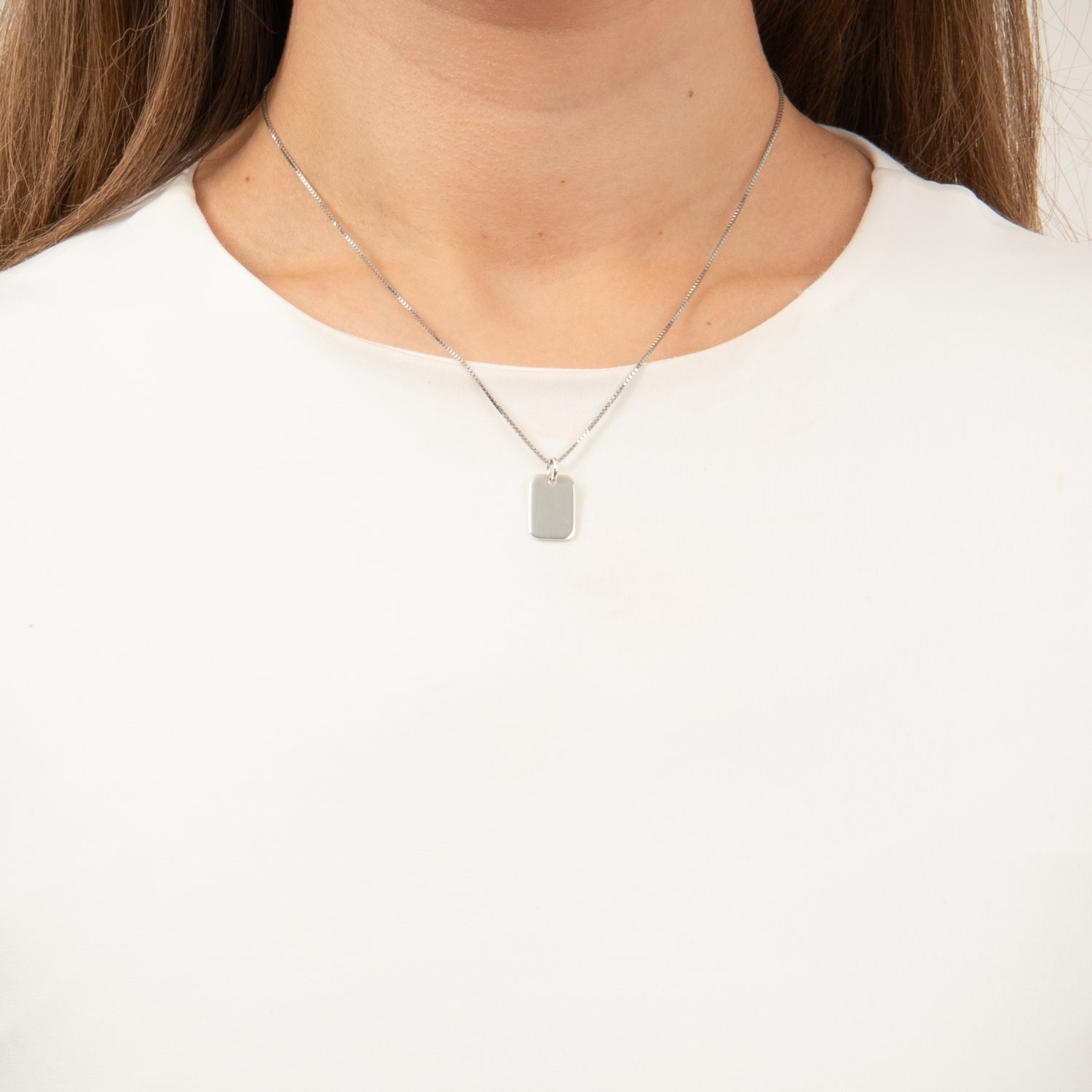 DETAIL233855