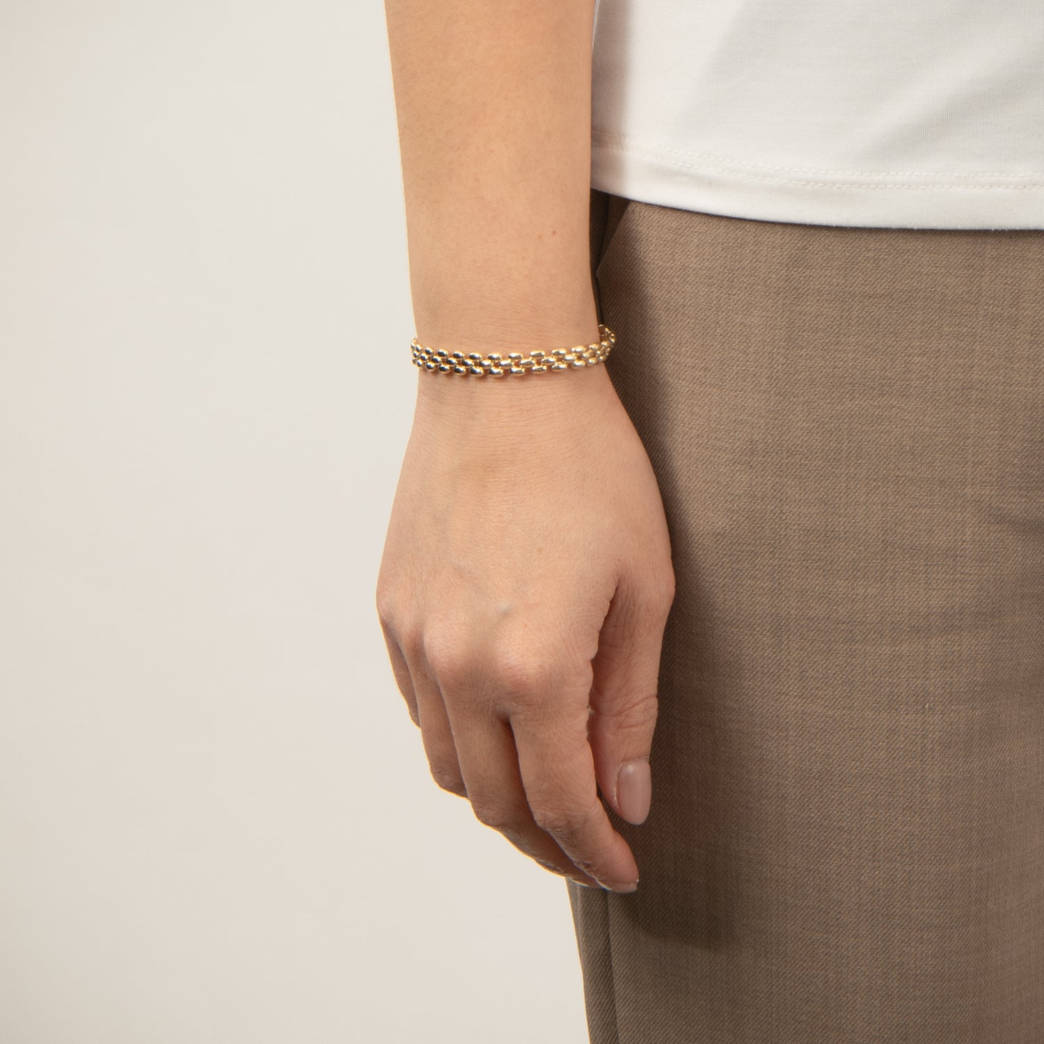 DETAIL236134