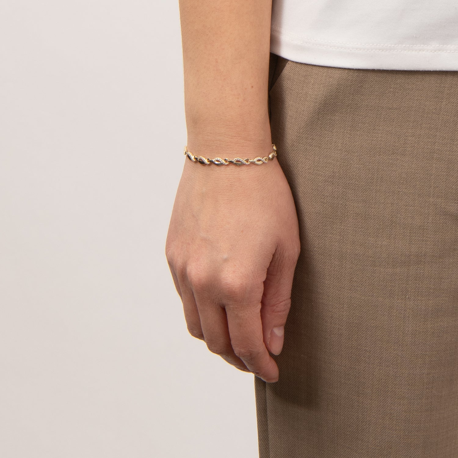 DETAIL236084