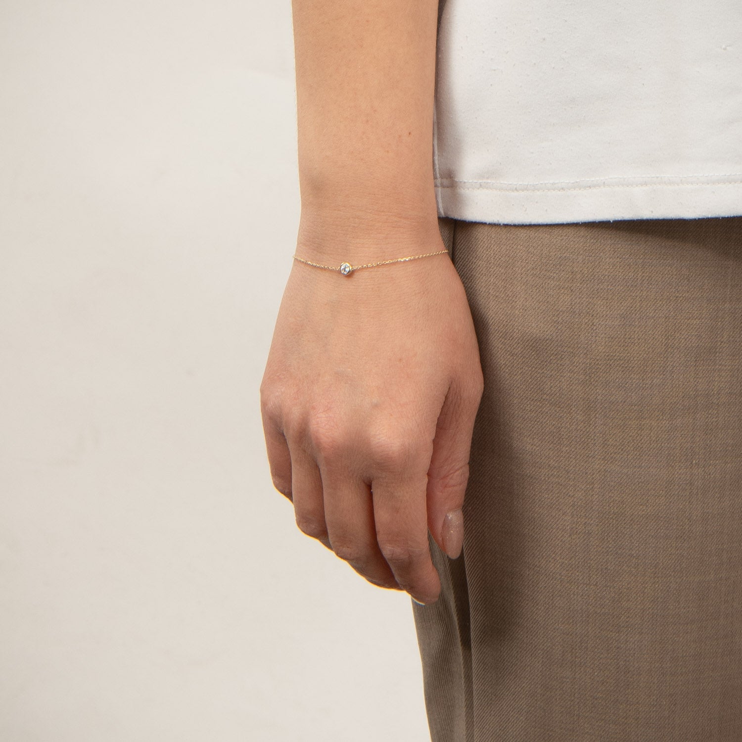 DETAIL236303