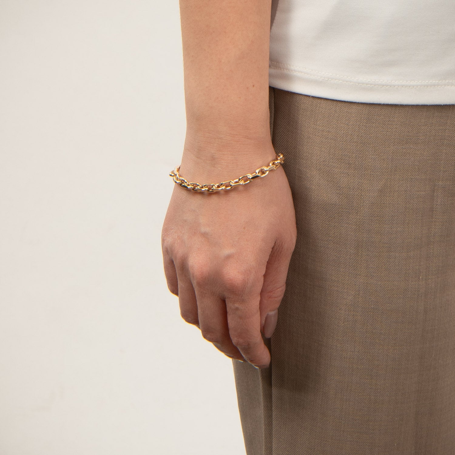 DETAIL236552