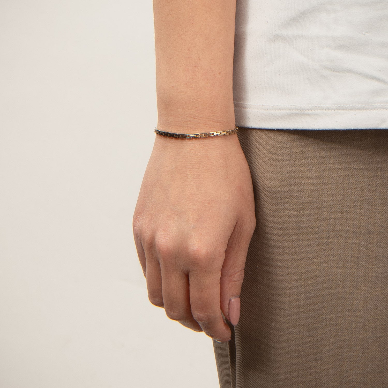 DETAIL238885