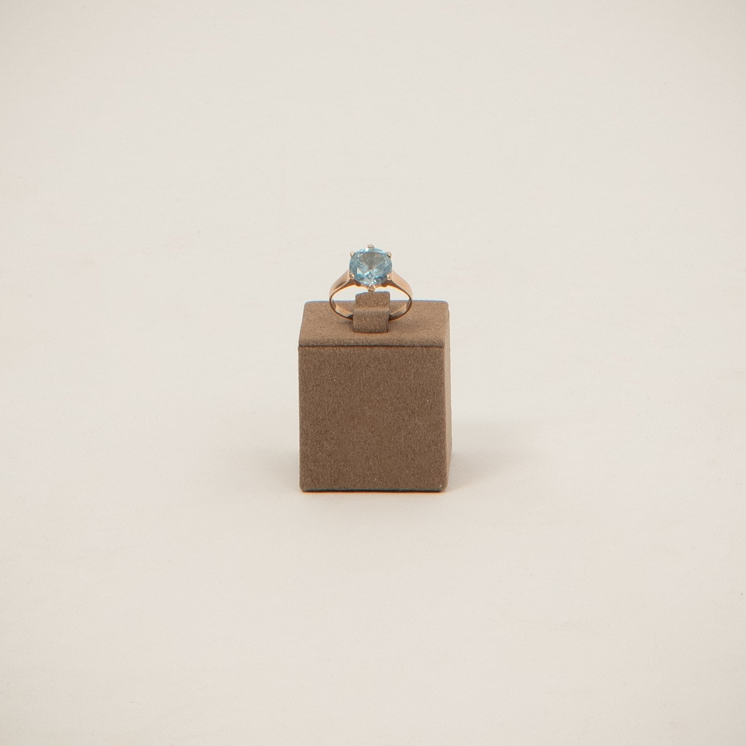 DETAIL238344