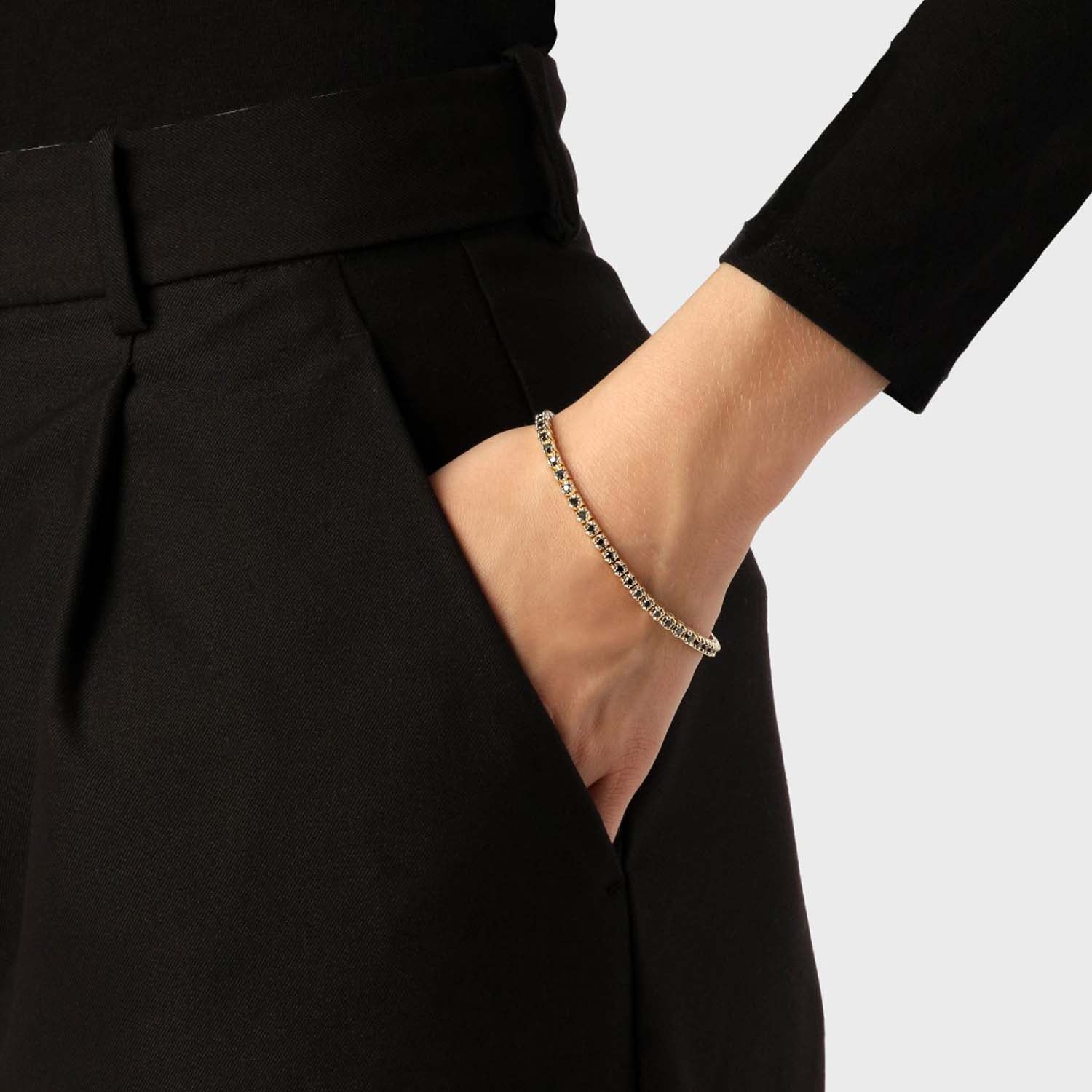 DETAIL233397