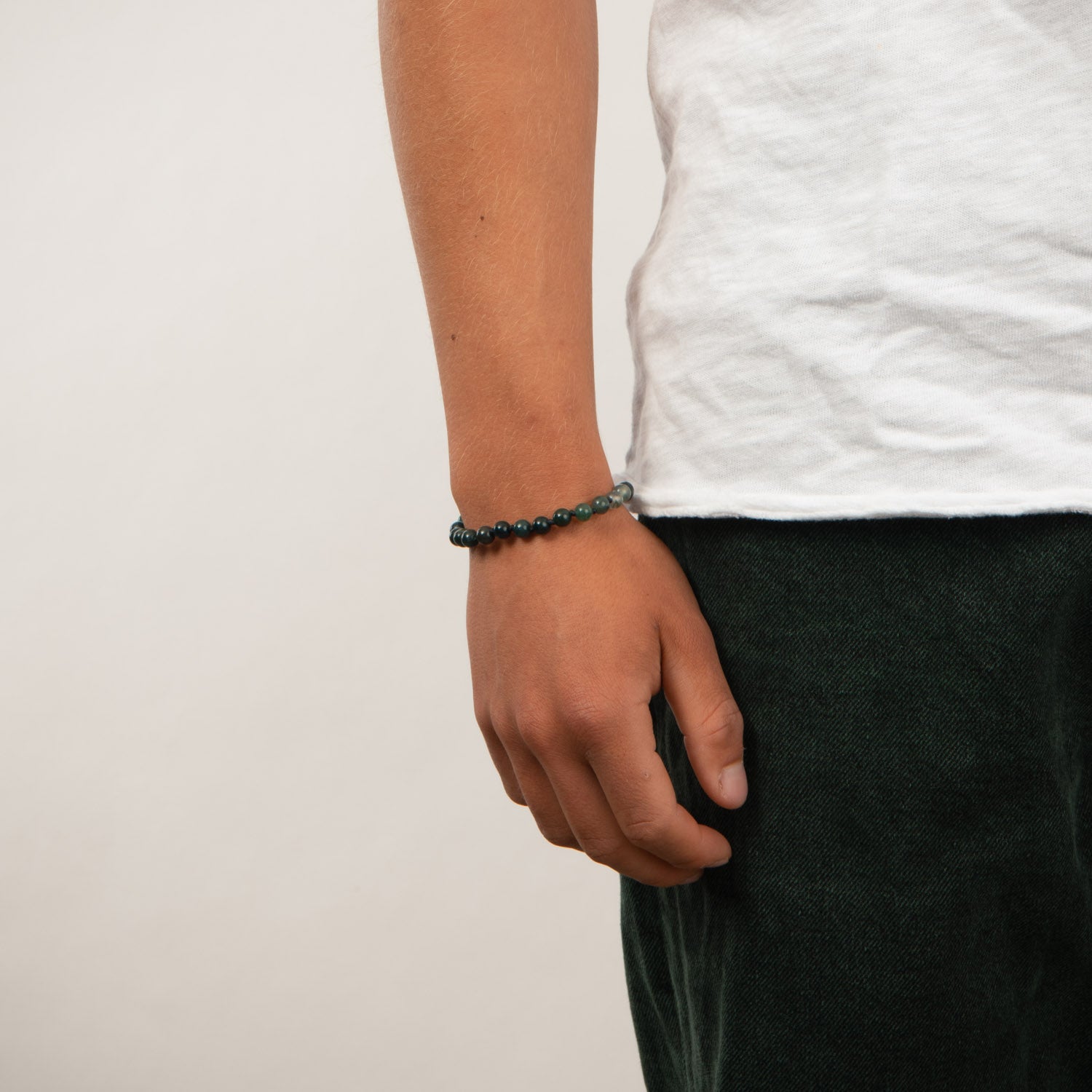 DETAIL212832