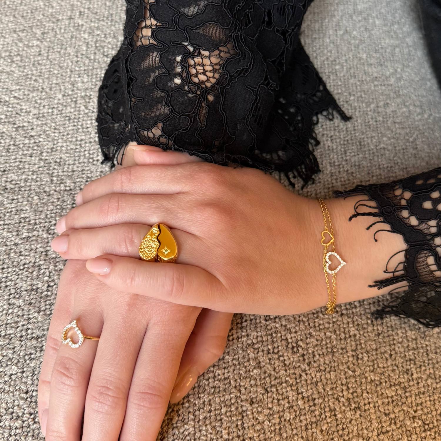 DETAIL237915