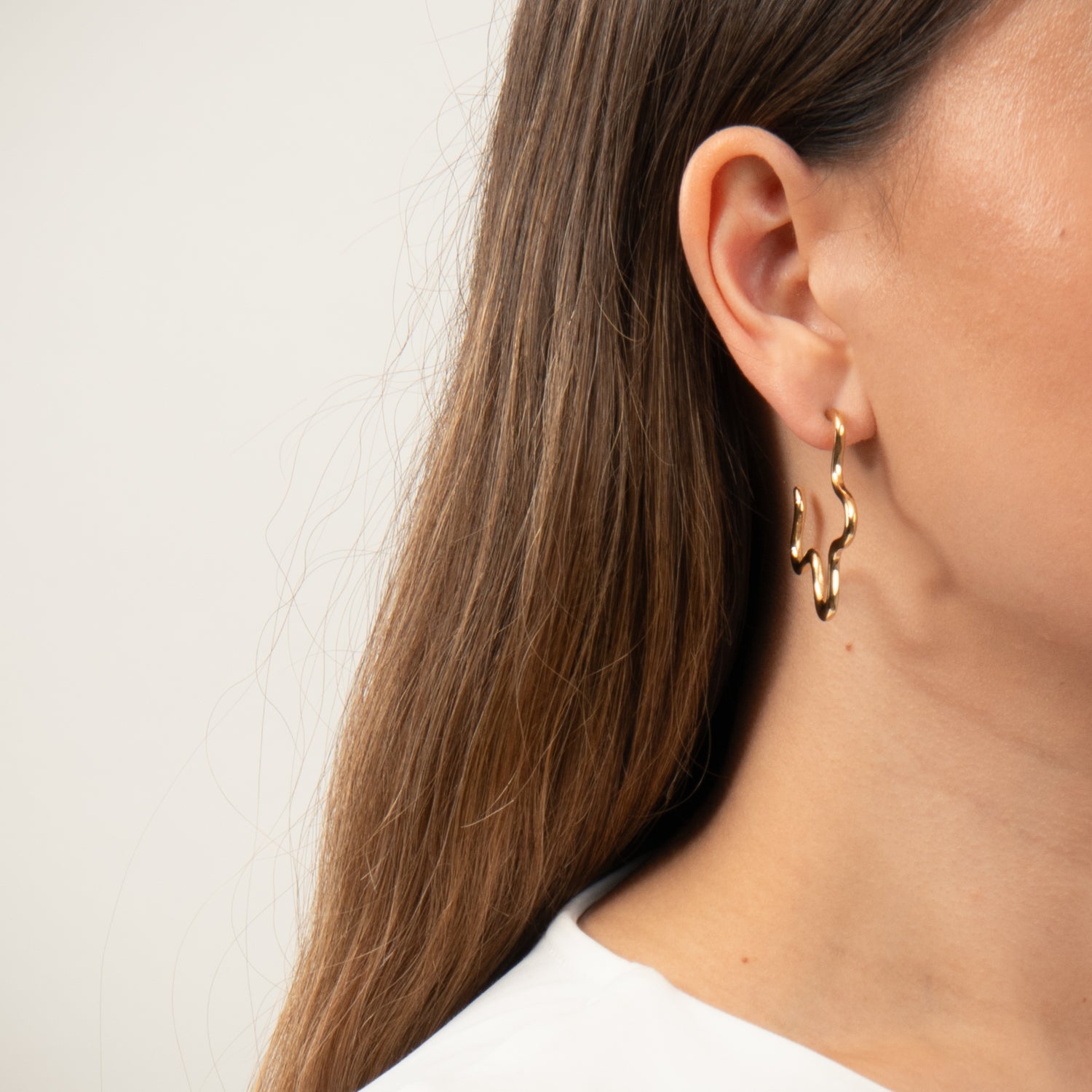 DETAIL233257