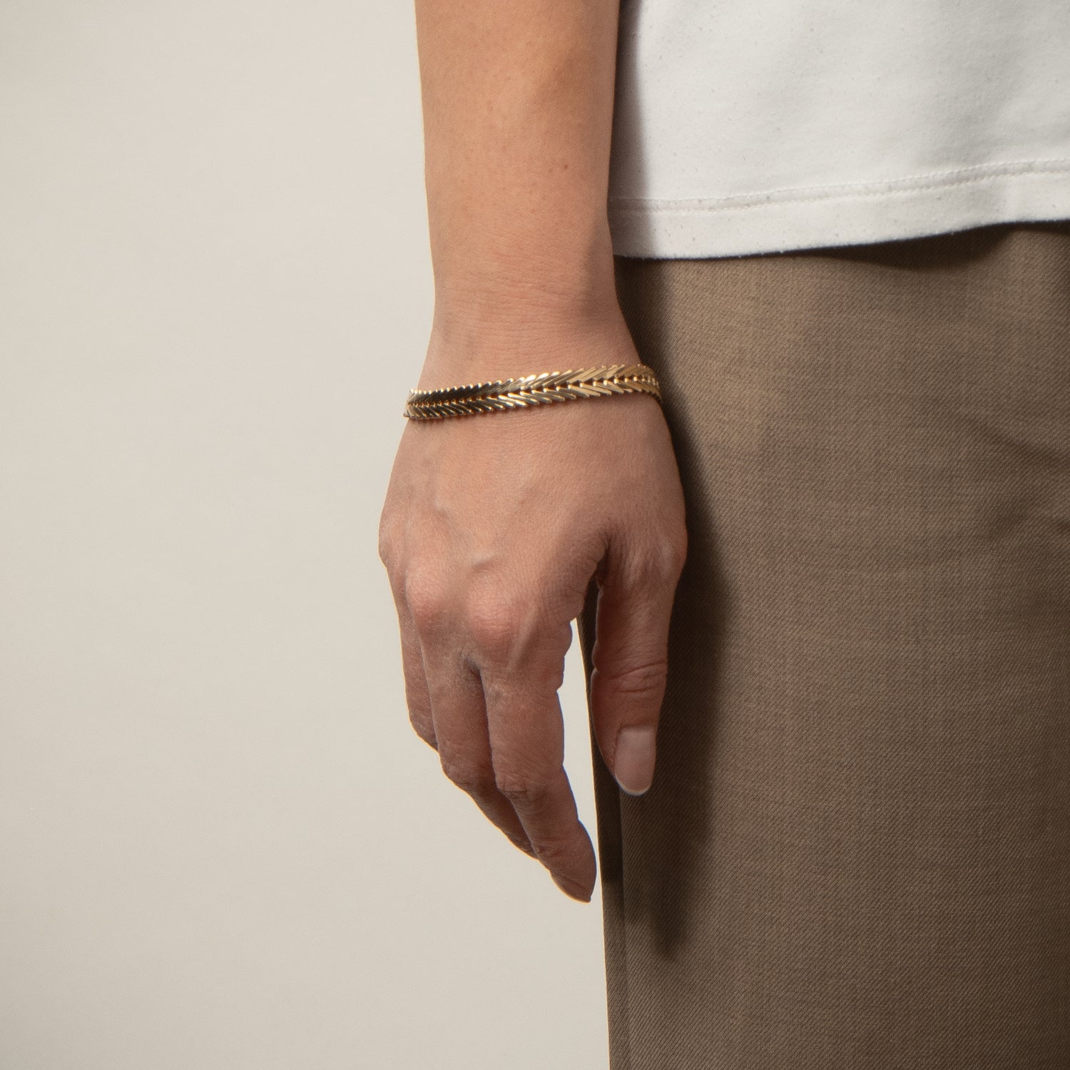 DETAIL235145