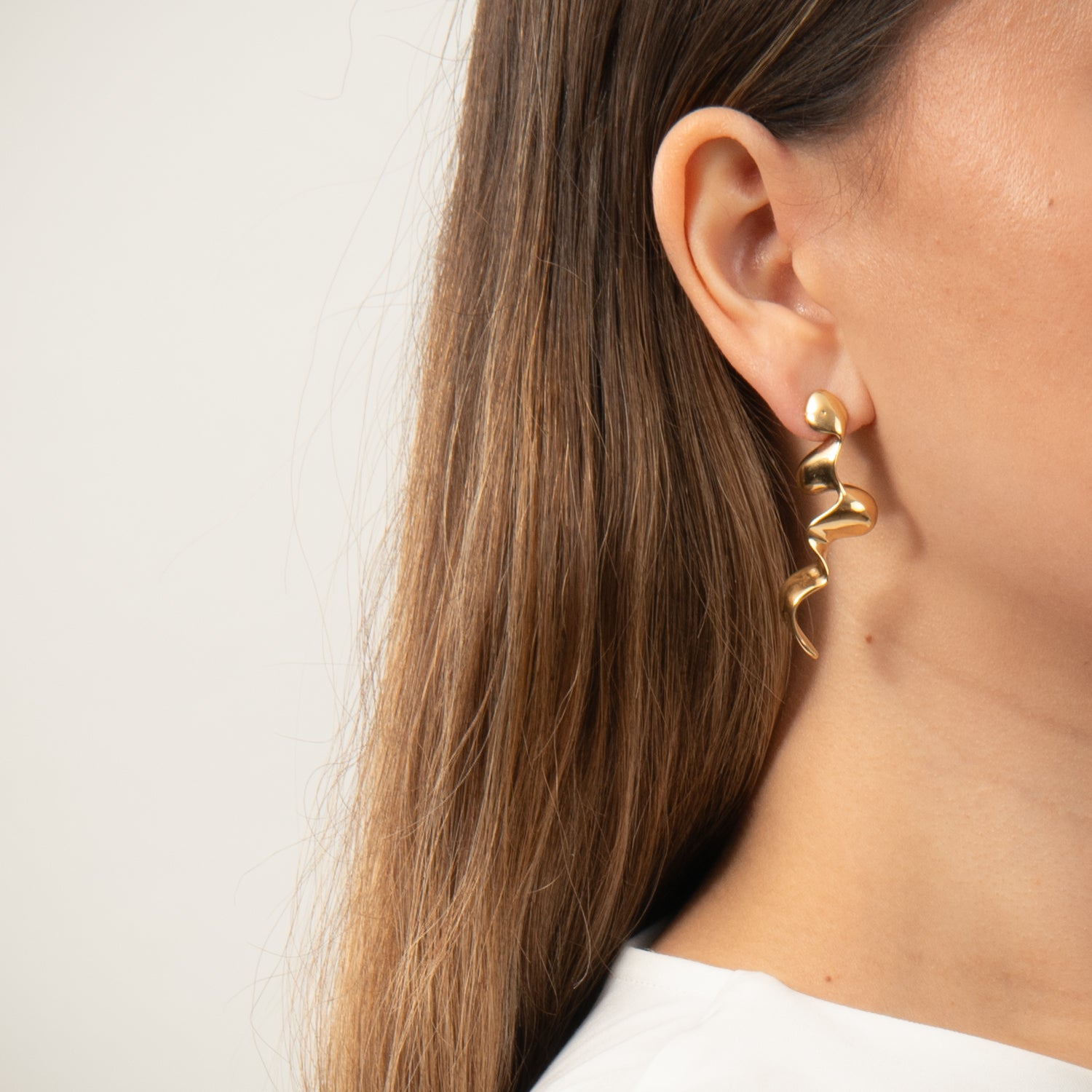 DETAIL233263