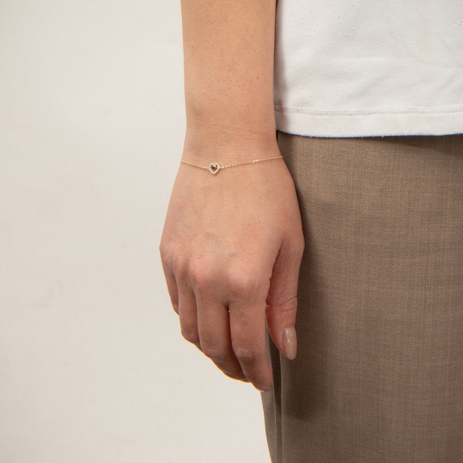 DETAIL236284