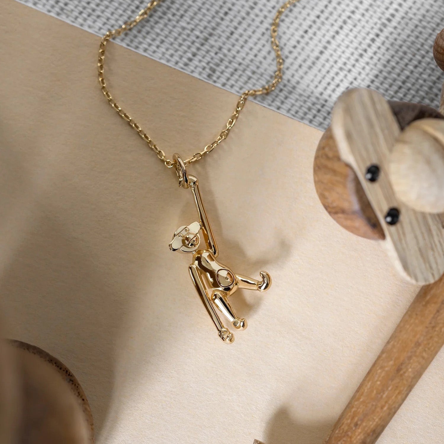 DETAIL235634