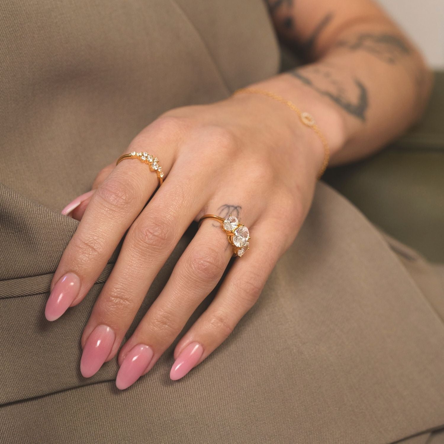 DETAIL239634