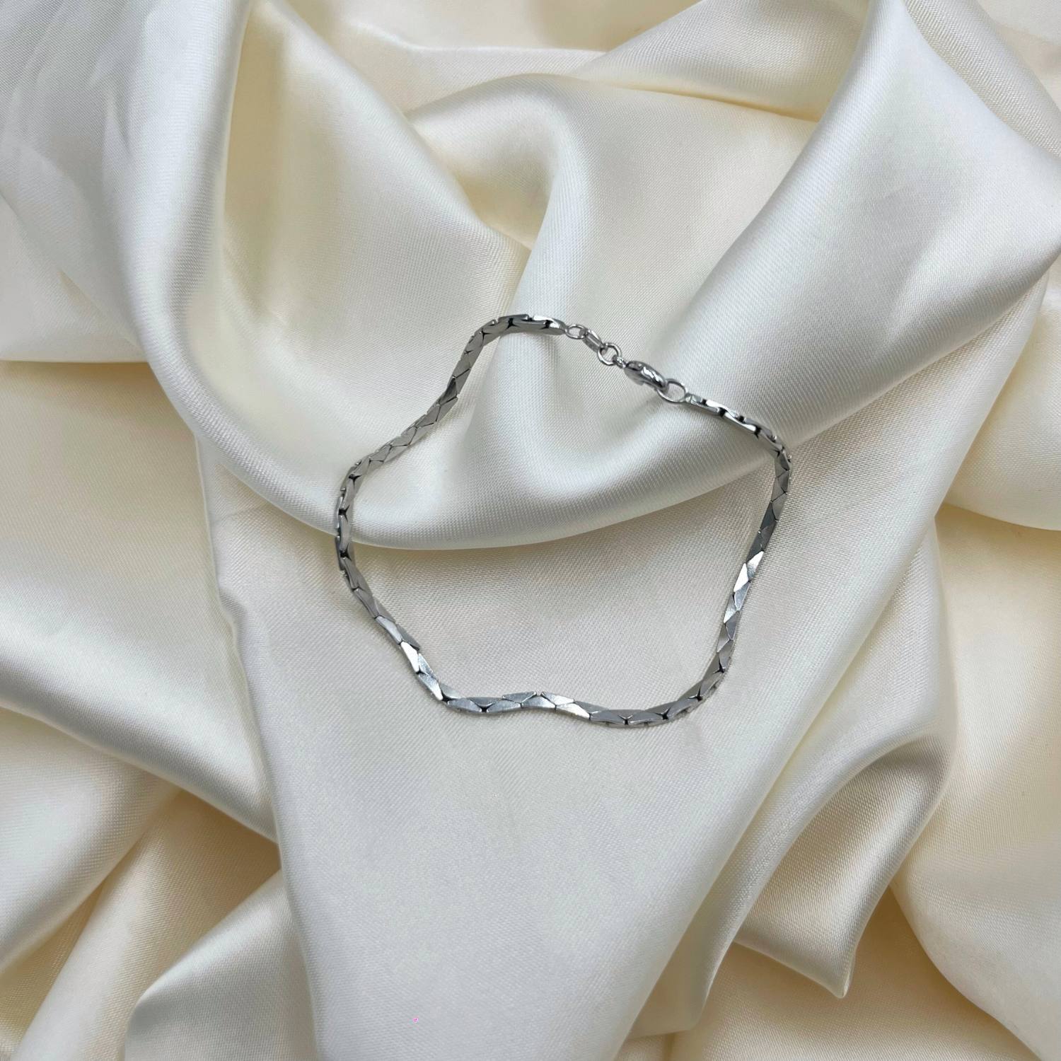 DETAIL238993