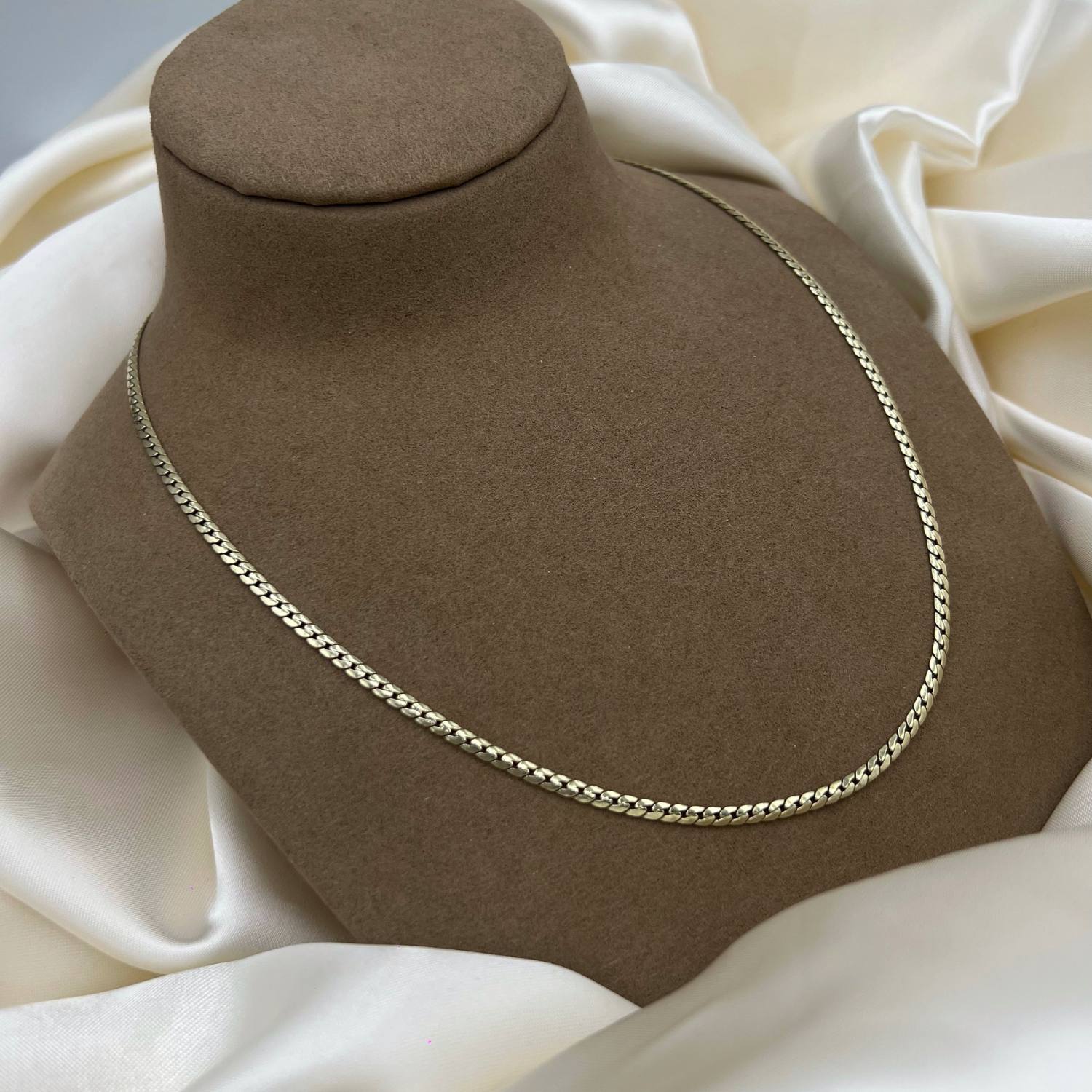 DETAIL238975