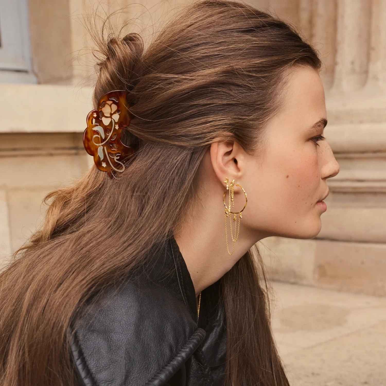DETAIL252989