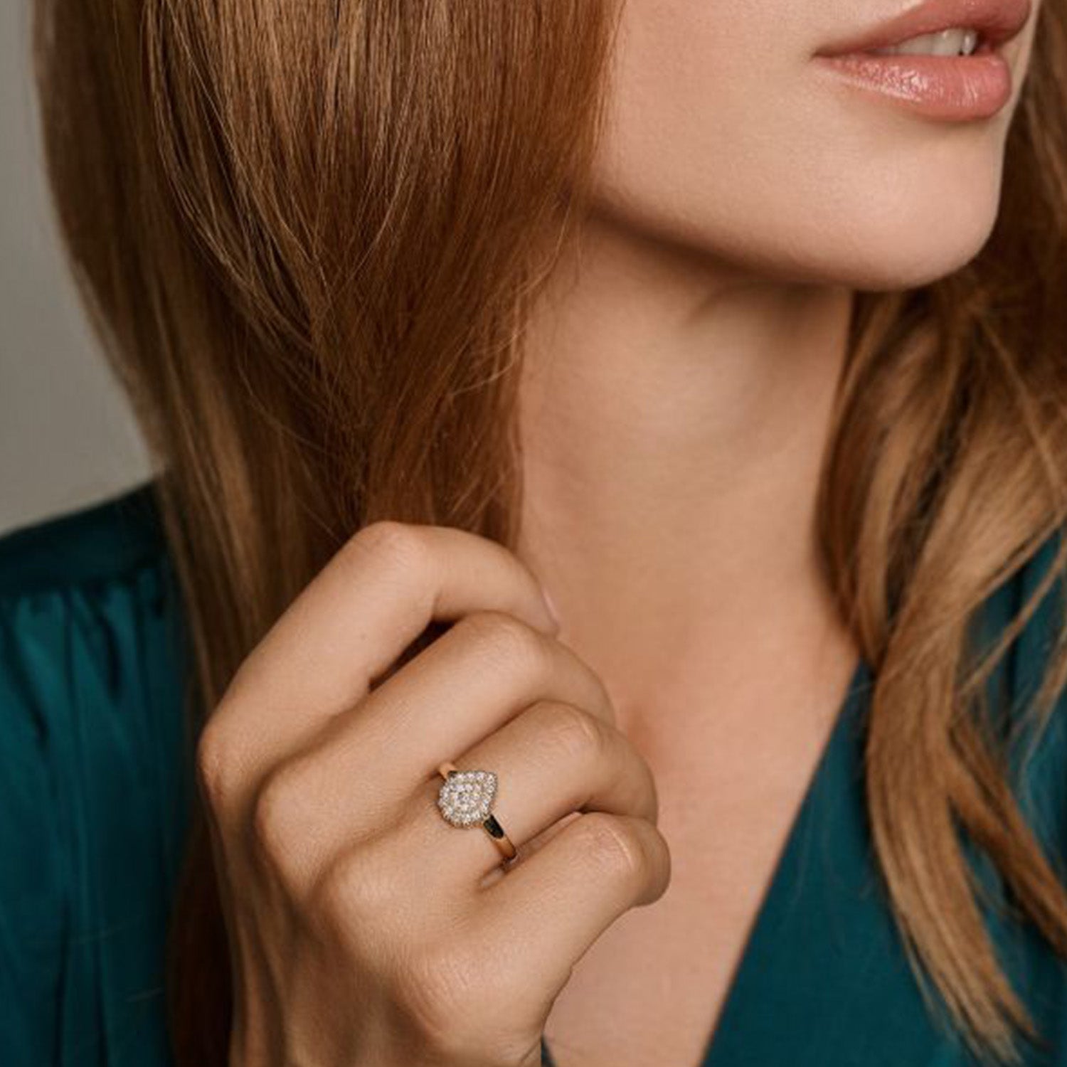 DETAIL233611