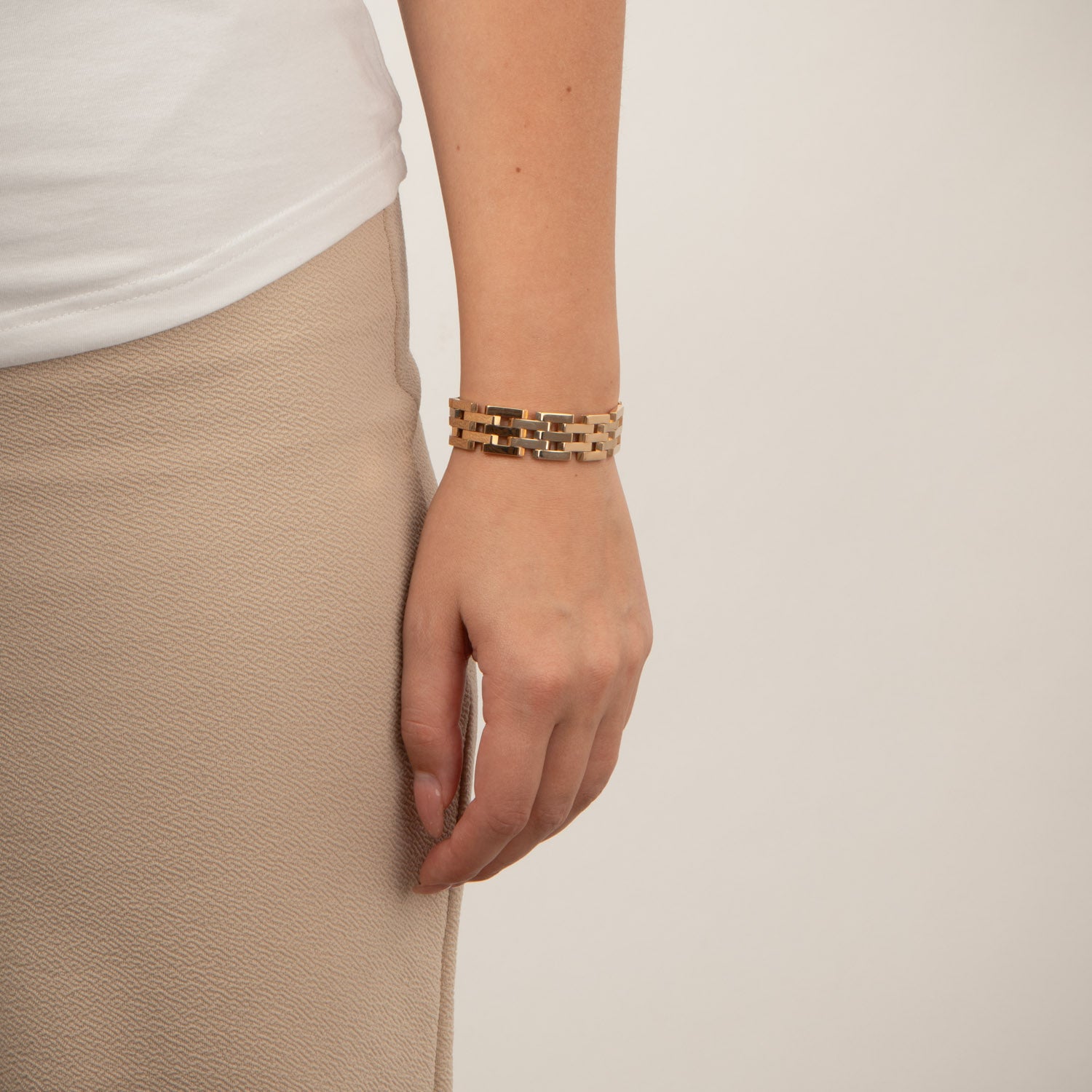 DETAIL222564