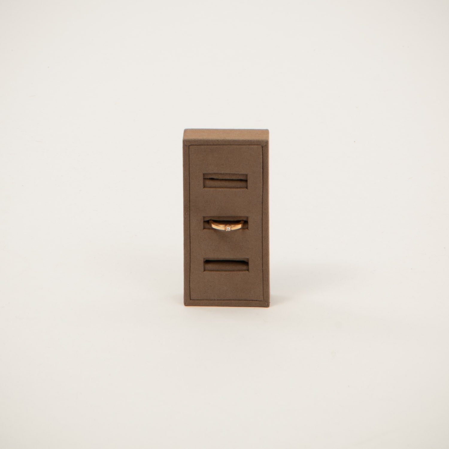 DETAIL223962