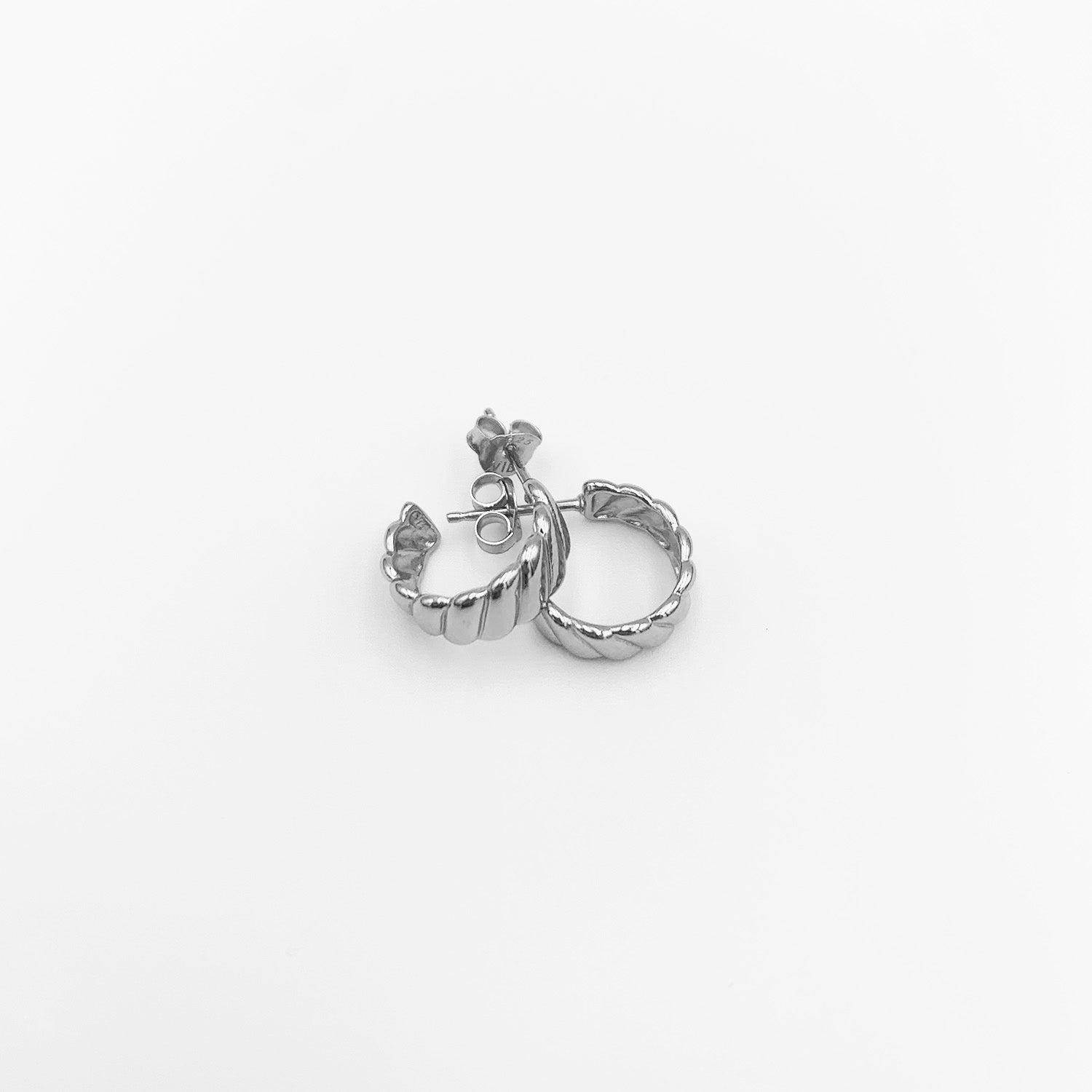 DETAIL213249