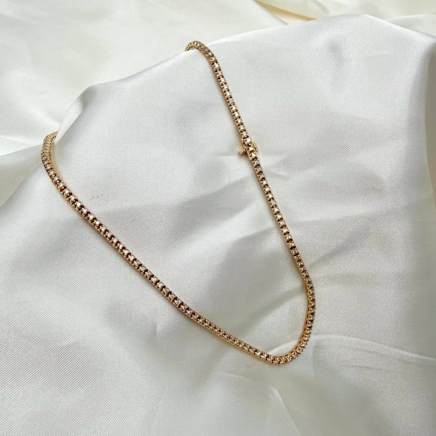 DETAIL244916