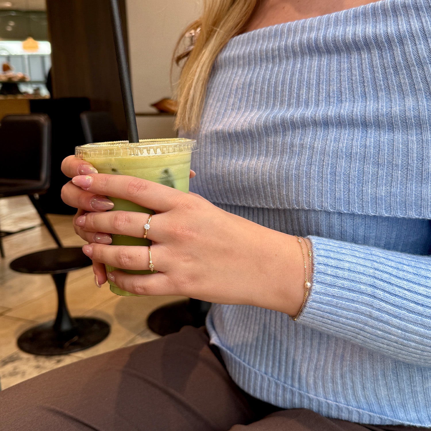 DETAIL224077