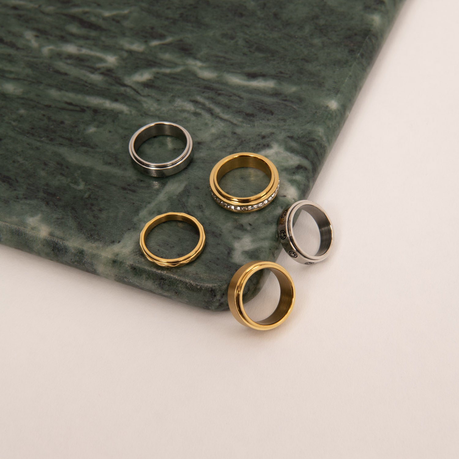 DETAIL247551