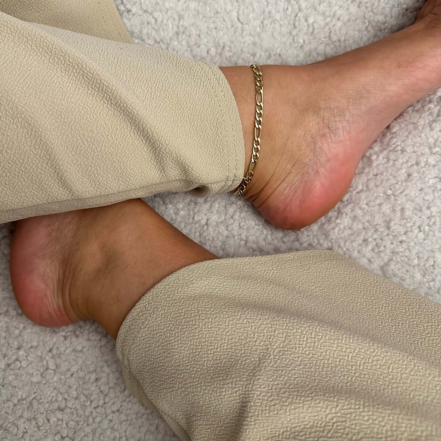 DETAIL212358